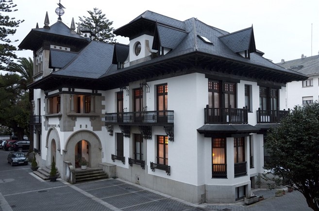 Hotel Palacio Arias Edificio Principal